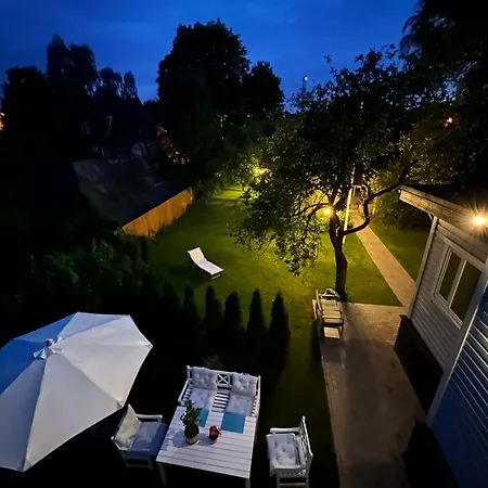 Leete Residence- 3br Family Friendly With Huge Garden&free Parking 公寓 *