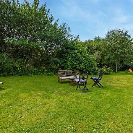New 3br Family Friendly House With Huge Garden&free Parking *