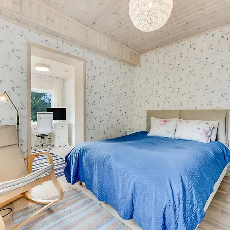 New 3br Family Friendly House With Huge Garden&free Parking Tallinn