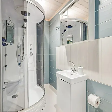 Lejlighed Leete Residence- 3br Family Friendly With Huge Garden&free Parking Tallinn