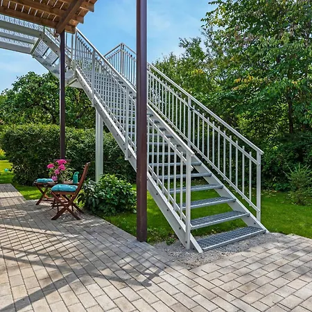 Apartment New 3br Family Friendly House With Huge Garden&free Parking