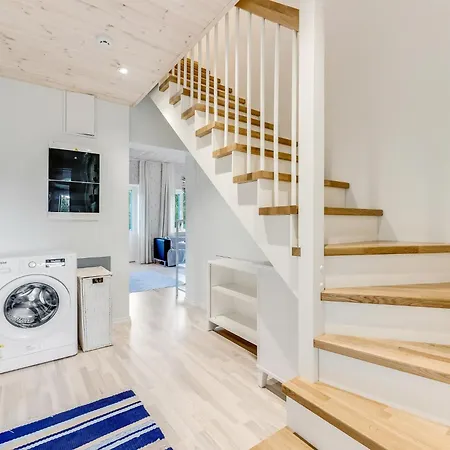 New 3br Family Friendly House With Huge Garden&free Parking Tallinn