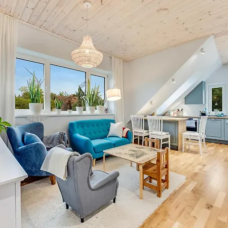 New 3br Family Friendly House With Huge Garden&free Parking Apartment *