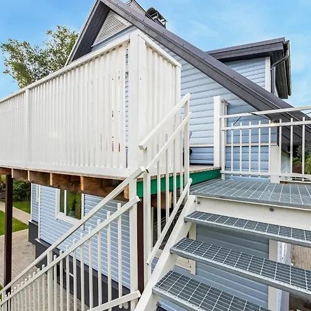 New 3br Family Friendly House With Huge Garden&free Parking