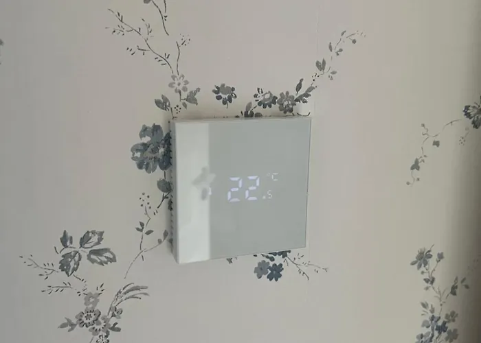 Апартаменты Leete Residence- 3br Family Friendly With Huge Garden&free Parking