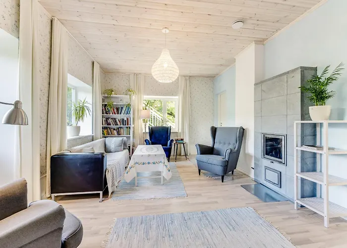 Leete Residence- 3br Family Friendly With Huge Garden&free Parking * Tallinn