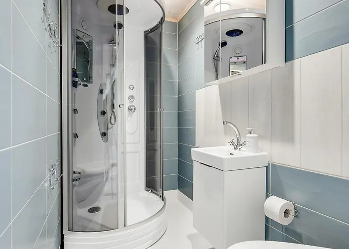 Апартаменты Leete Residence- 3br Family Friendly With Huge Garden&free Parking