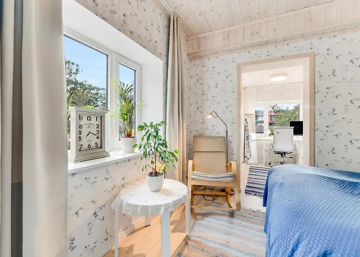 Апартаменты Leete Residence- 3br Family Friendly With Huge Garden&free Parking