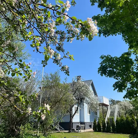 Daire Leete Residence- 3br Family Friendly With Huge Garden&free Parking Tallinn