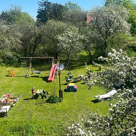 New 3br Family Friendly With Huge Garden&free Parking Korter *