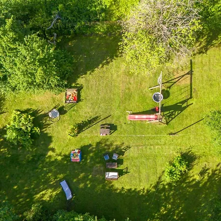 New 3br Family Friendly With Huge Garden&free Parking Tallinn